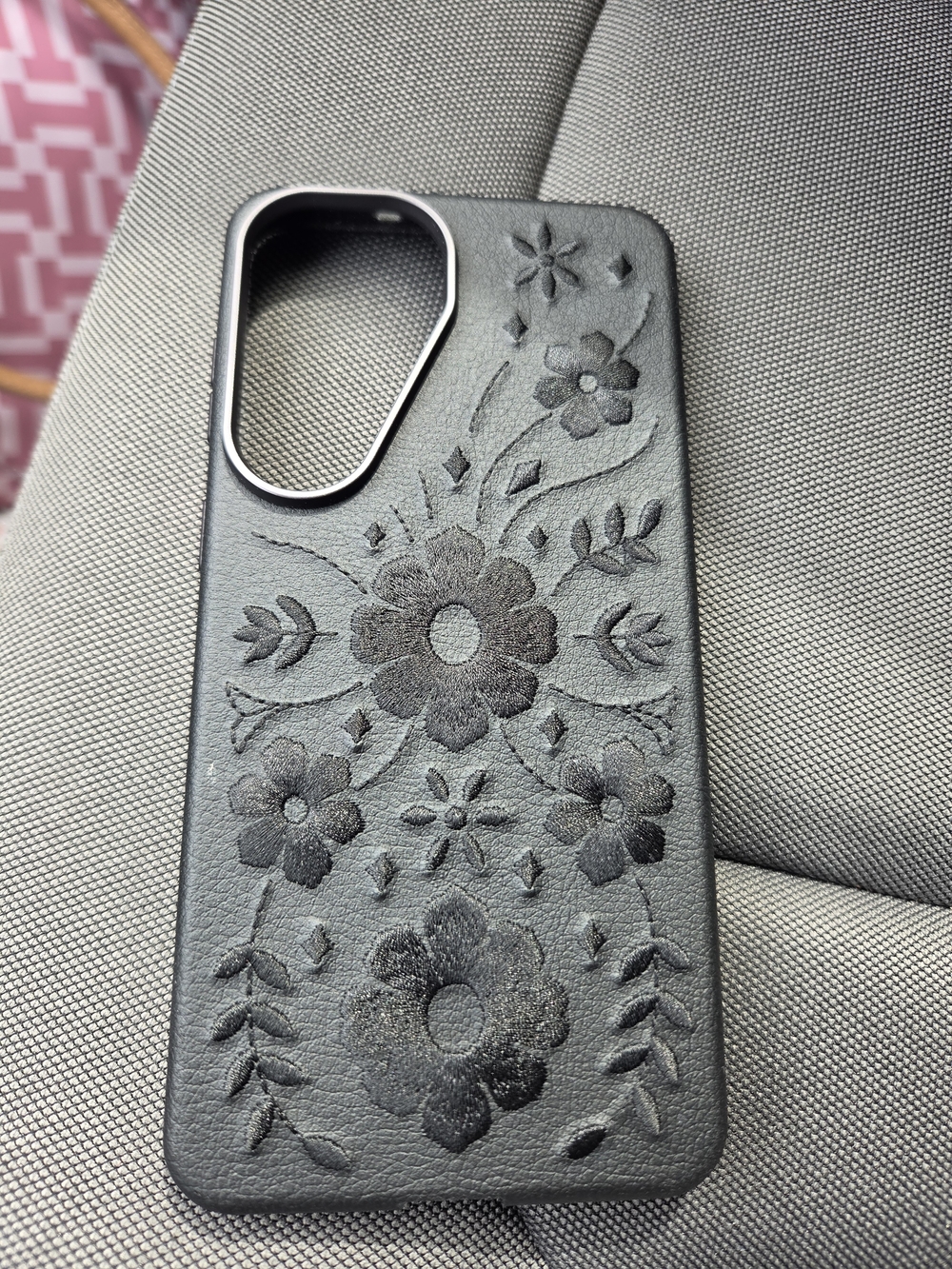 OtterBox Black Floral Embossed Phone Case